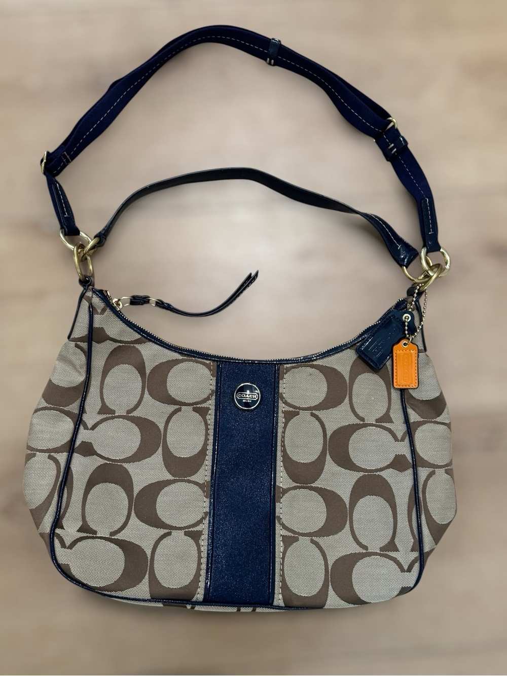 🤎NWOT Coach Signature Convertible Hobo Classic Bag W/ Gold Hardware | F21873